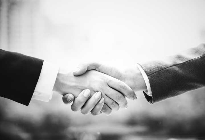 https://side-gig-startup-entrepreneurs.com/wp-content/uploads/2019/09/handshake.jpg